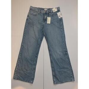 New Mid-Rise Flare Forever 21 Jeans Size 28 *Fast Ship* Order Now!
